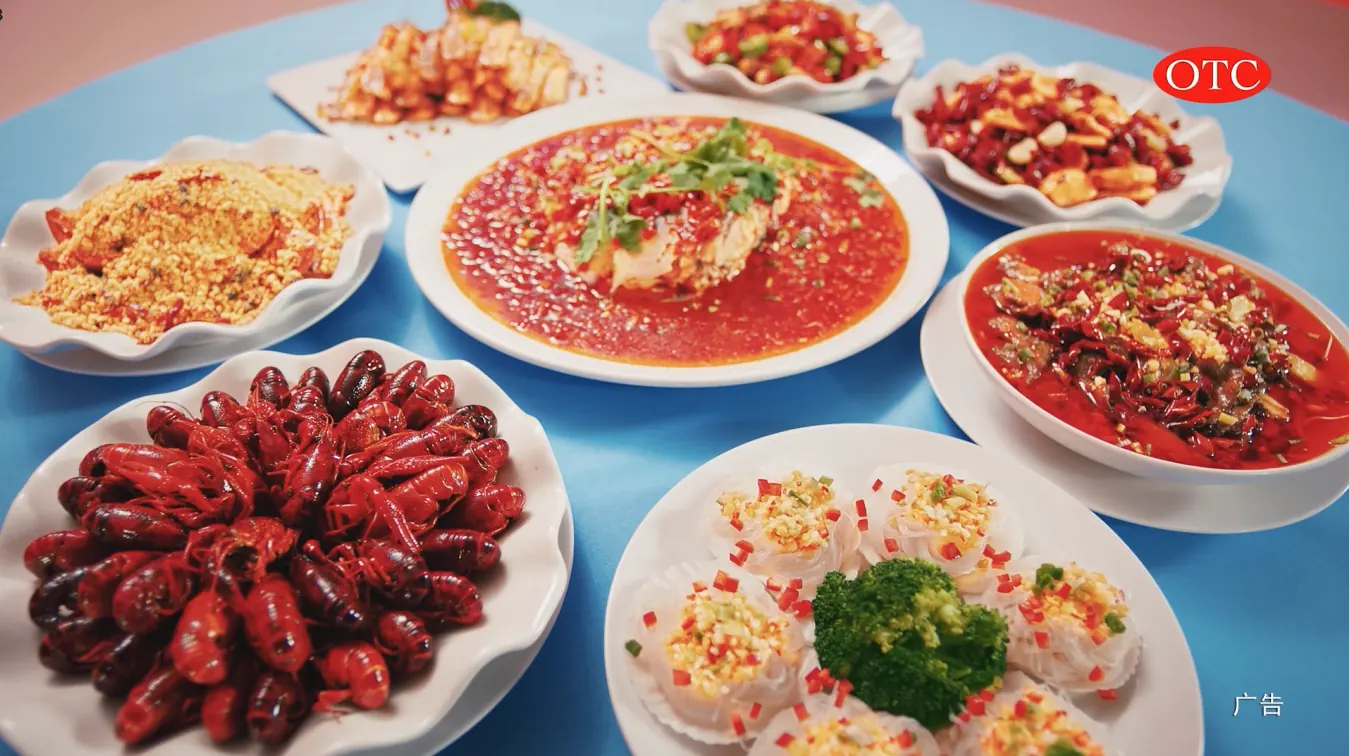 聚餐美食场景